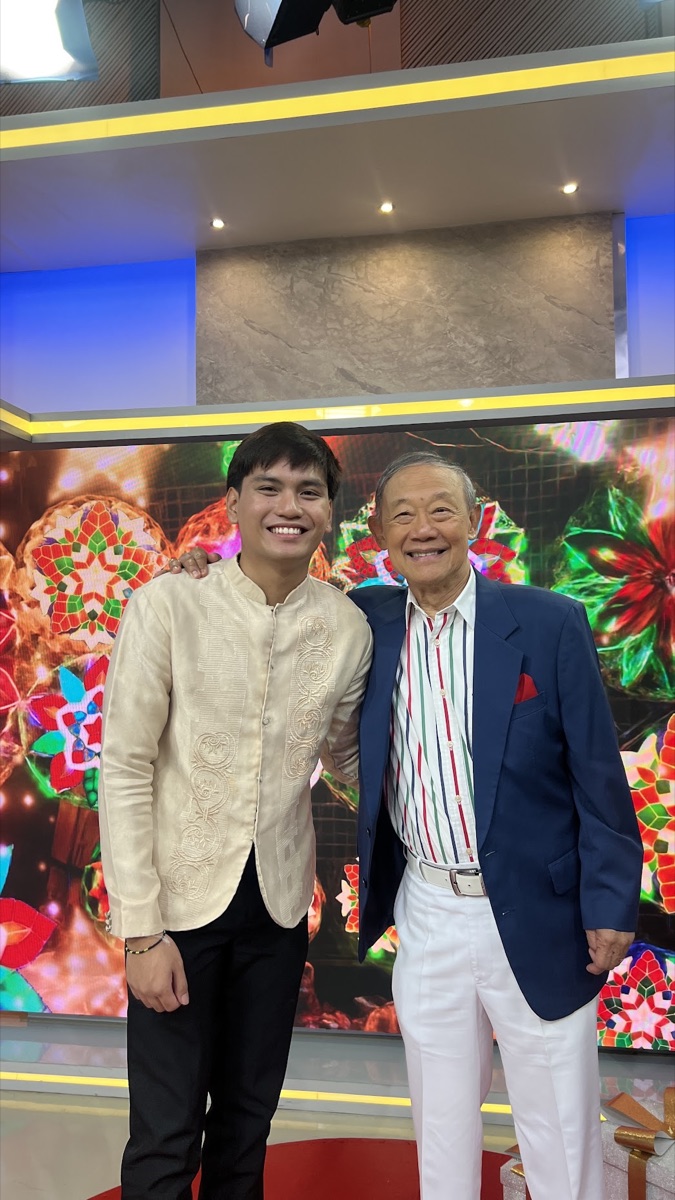 Unang Hirit, with Jose Mari Chan